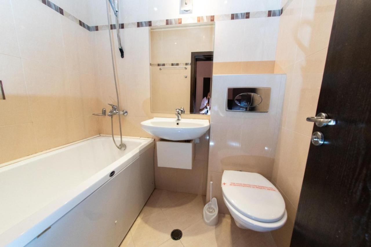 Hotel Ezeroto Sztara Zagora Kültér fotó
