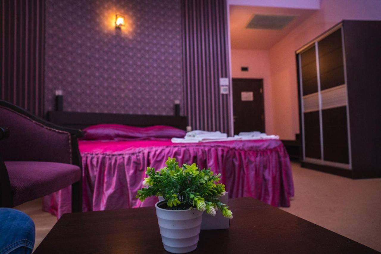 Hotel Ezeroto Sztara Zagora Kültér fotó