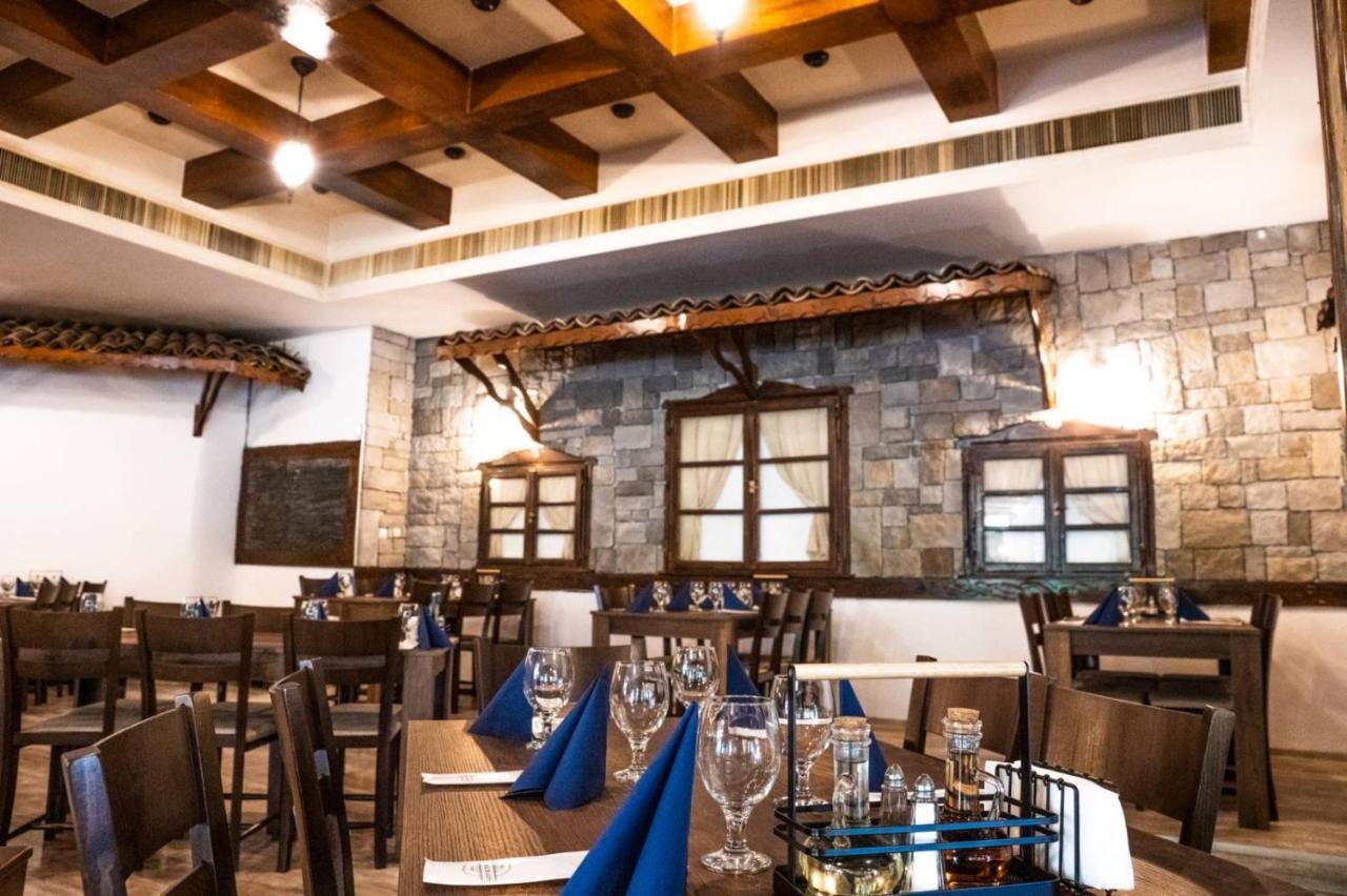 Hotel Ezeroto Sztara Zagora Kültér fotó