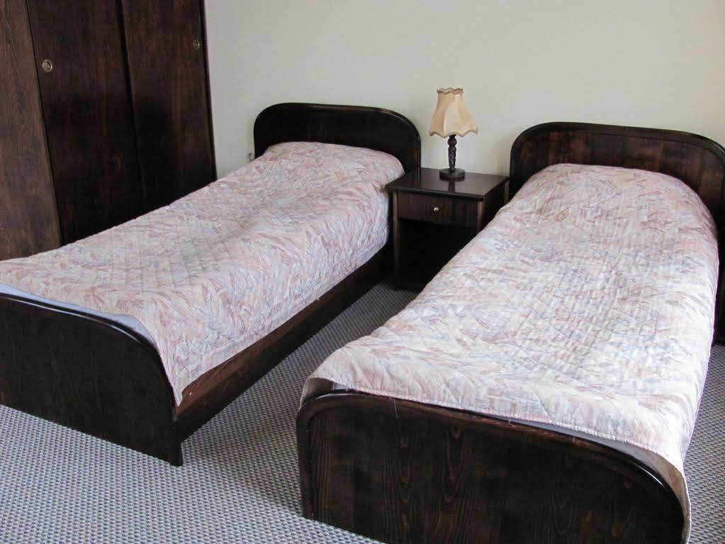 Hotel Ezeroto Sztara Zagora Kültér fotó